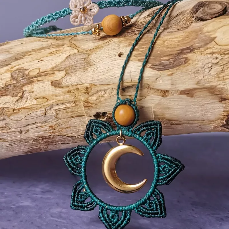 Commande personnalisée collier Lunaya