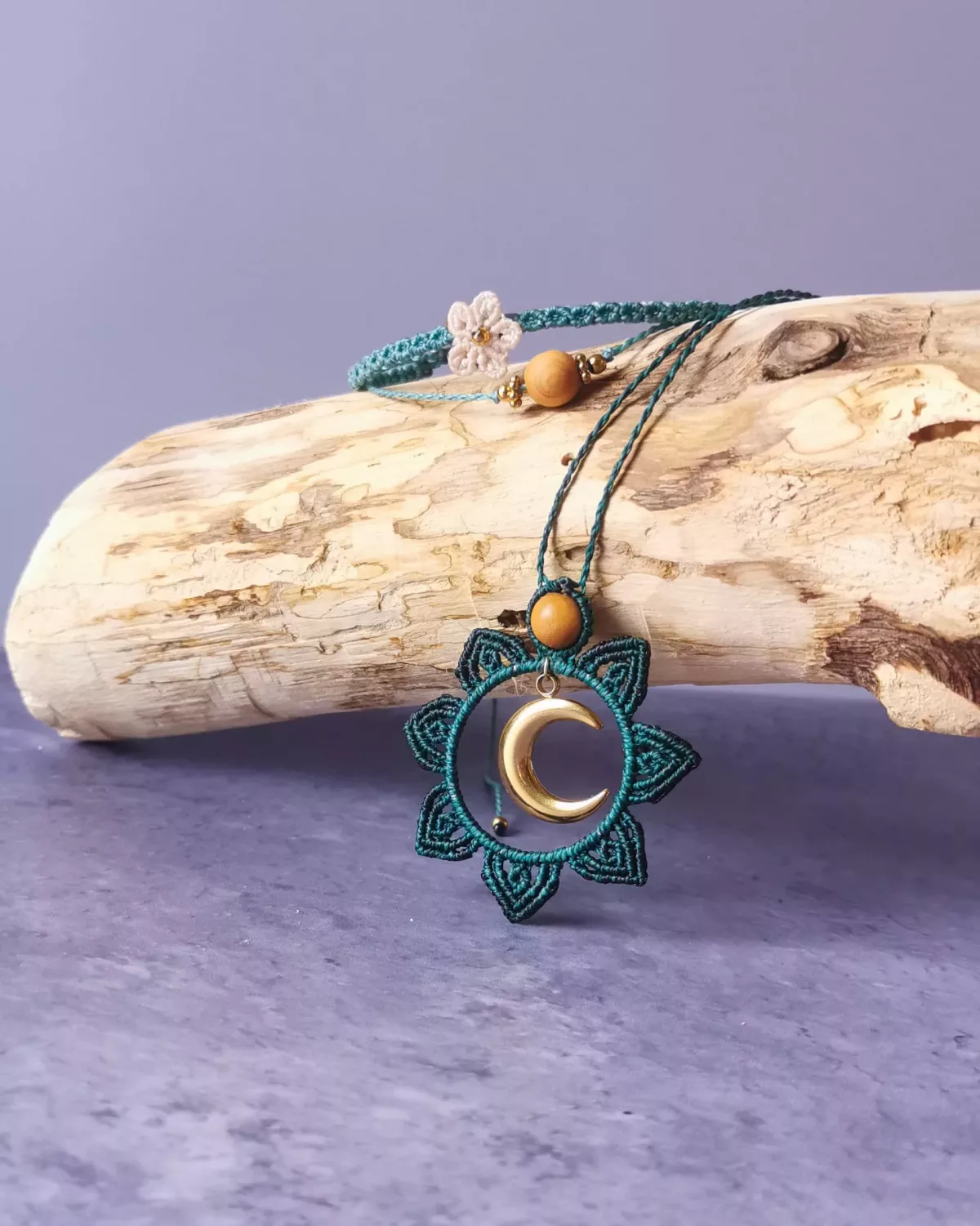 Commande personnalisée collier Lunaya